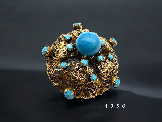 Vintage Turquoise Blue Rhinestones Germani unsigned Brooch-lovely antiqued gold finish Filigree Rhinestone Brooch - Art.339/7
