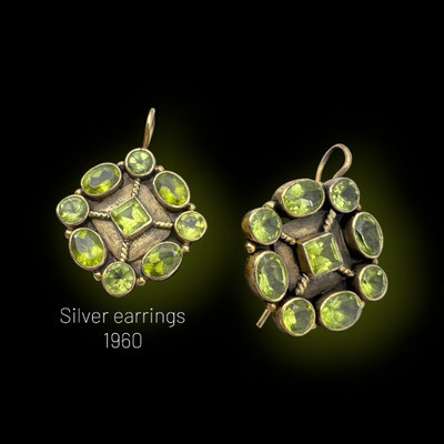 Bright Peridot crystals sweet dangle flower earrings, 1960s Italian jewel create in 925 silver sterling gold plated - art.468/7