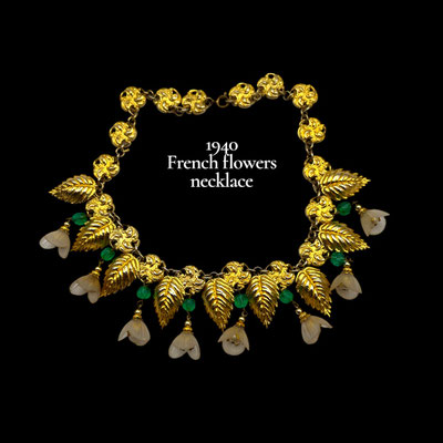 Ancient dangling bellflower couture France  1940 Drippy Bib style necklace - unique and rare Vintage necklace--Art.585/7