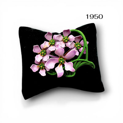 Lovely Vintage enameled basket "Flower Power" brooch of multiple pink flowers - art.678/7