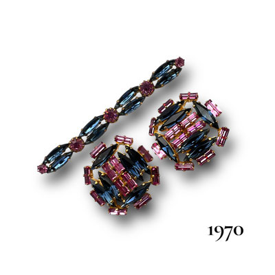 Very Chic French set w/quality Hot Pink and Blue Navy stone, vintage French Brooch and clip Earrings-Art.515/7