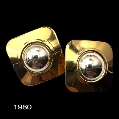 1980s Gold and Silver Tone Vintage Earrings - Vintage Couture geometric design with mirror finish - Art.477