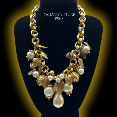 Chunky Necklace w/ Multi Charms Pendant bib necklace - A gorgeous chunky gold tone chain and leaves, pearls and rhinestones- Art.303/5