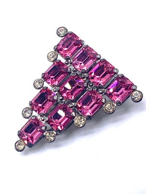 Gorgeous Art DECO pink glass stones Vintage Estate DRESS CLIP Brooch - Brilliant emerald cut Rhinestone in vibrant pink - art.791/4