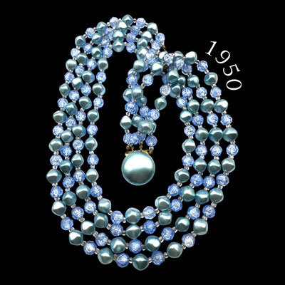 1950 very Nice color, four-strand cascade necklace - fantastic hight quality Lucite beads - Art.519/7 -
