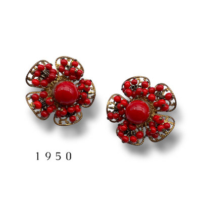 Vintage amazing cha cha Red flower clip on earrings  -Haskell style gold tone filigree and red glass beads, High End Designer- art.499/7