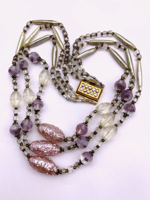 Three strands glass beads gray/violet/pink colors necklace - 1950s mix of shape and sized with sparkling AB stones clasp - Art.337/6