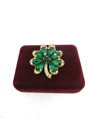 EISENBERG Gorgeous 4 Leaf CLOVER LUCKY green emerald Rhinestones Brooch Pin - vintage top quality for collectors- Art.141/6