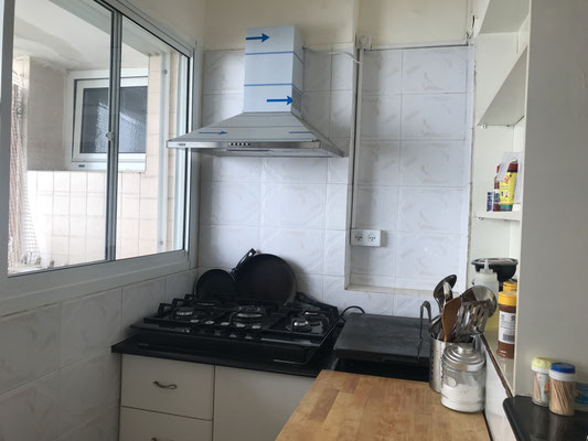 Buanderie avec gazinière