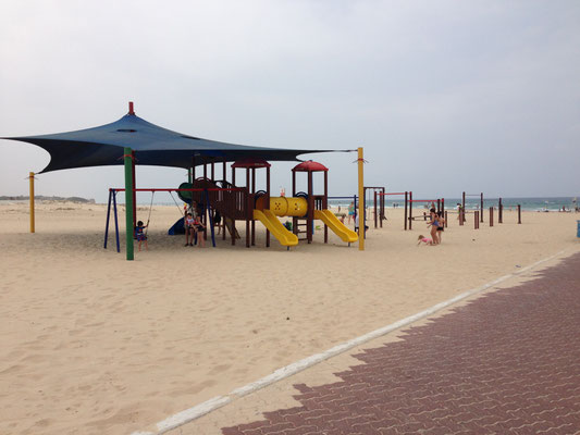 Espace de jeux dans le sable