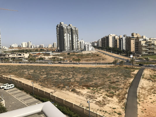 Vers le quartier Youd Alef