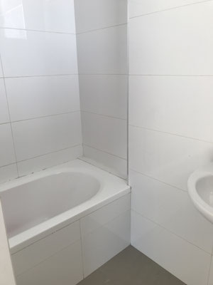 Parents bathroom
