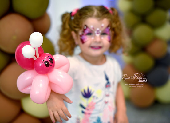 Kinderschminken im Wiggispark in Nestal 2018