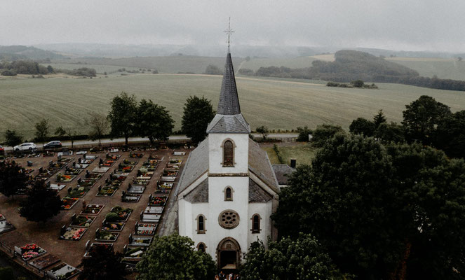 Luftaufnahme Kirche Ende Juli  2019