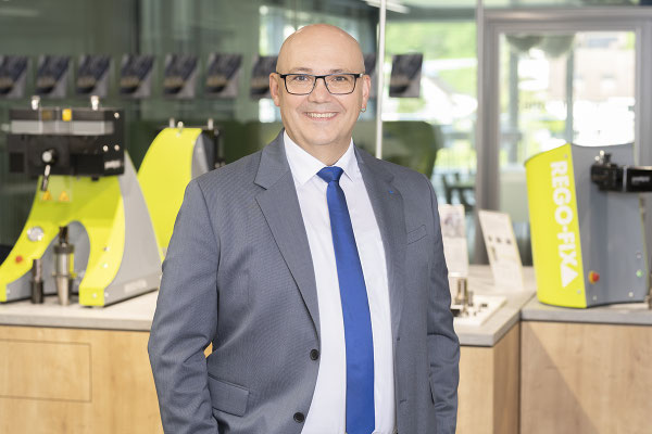Businessporträt im Unternehmen, Basel-Landschaft