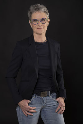 Bewerbungsbild Basel, Bewerbungsfoto Baselland, Fotograf Liestal, Fotostudio Liestal, Bewerbungsfotos Oberwil, Fotograf Oberwil, Fotografin Basel