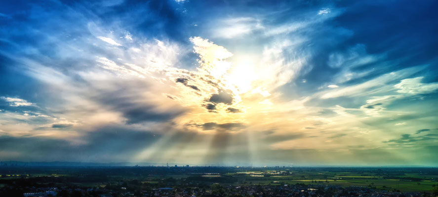Das Gesicht im Himmel