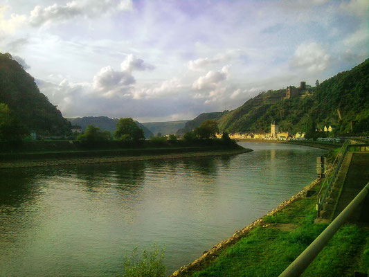 St. Goarshausen und der Rhein
