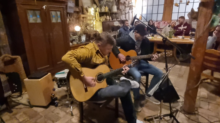 www.musikwerkstatt-silberstrasse.de - Musikerstammtisch