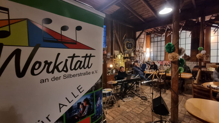 www.musikwerkstatt-silberstrasse.de - Musikerstammtisch