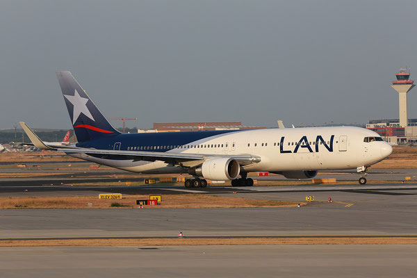 27.07.2013; CC-CWN, Boeing 767-316ER der LAN Chile