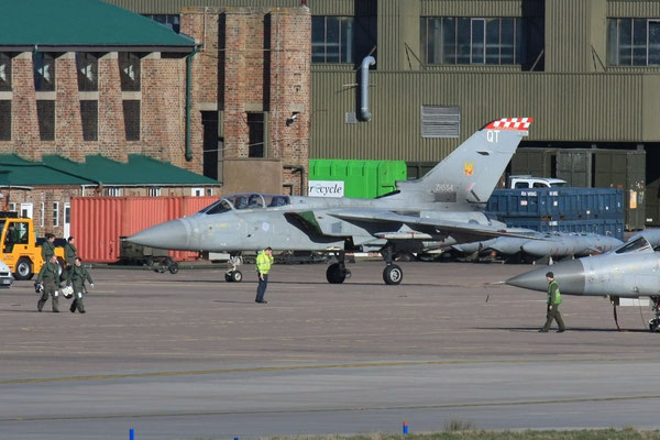 Die ZH554 trägt hier noch die Markings der No. 56 Sq aus RAF Leeming.