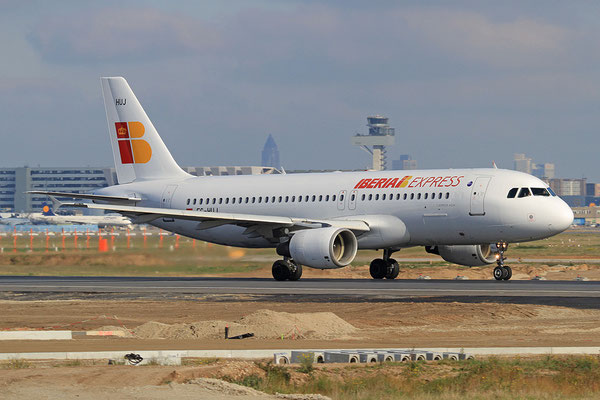 FRA 28.10.2012; EC-HUJ Airbus A 320 Iberia Express