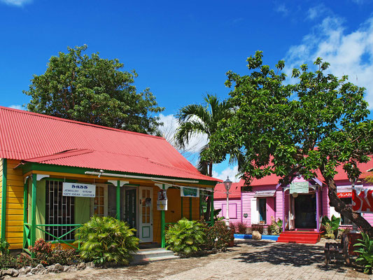 St. Lawrence Gap, Chattle Houses