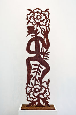REN RONG  I  Blumenmensch  I  Corten-Stahl, handgeschnitten  I  Höhe 150 cm