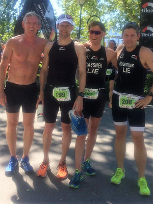 Gruppenfoto nach dem Rennen vlnr Michael Schädler (4. LM), Marc Ruhe (1. LM), Daniel Gassner (3.LM), Christian Harzenmoser (3.LM)