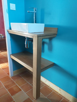 Meuble lavabo en chêne massif