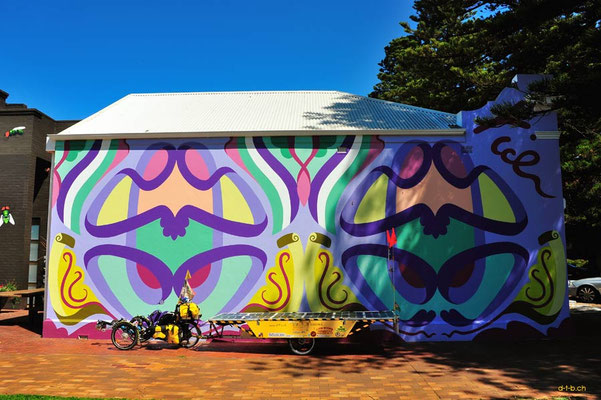 AU: Solatrike in Warrnambool vor Art Gallery