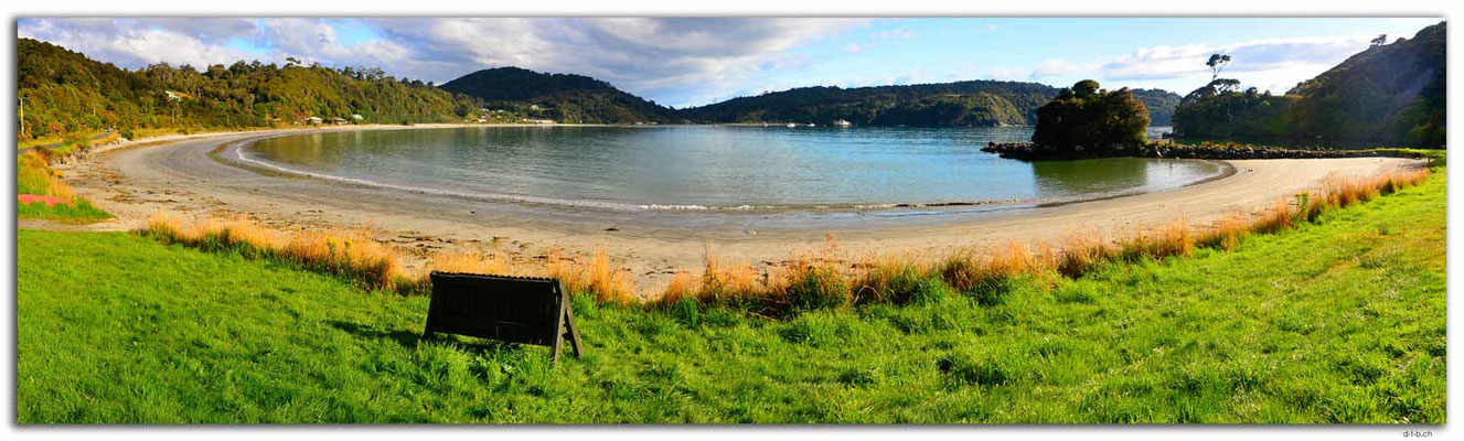 NZ0855.Stewart Island.Oban.Horseshoe Bay