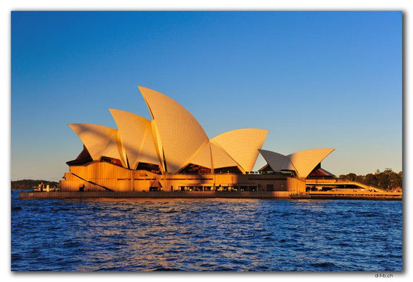 AU1652.Sydney.Opera House