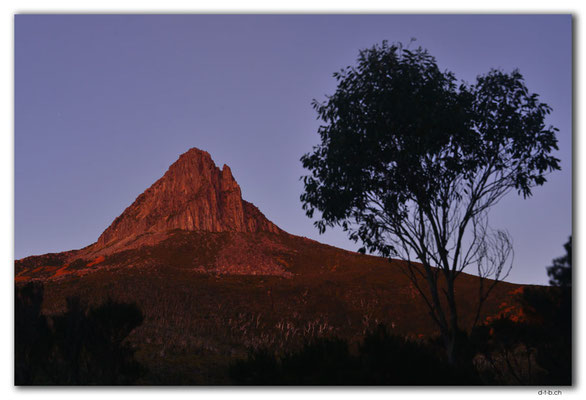 AU1351.Overland Track.Barn Bluff