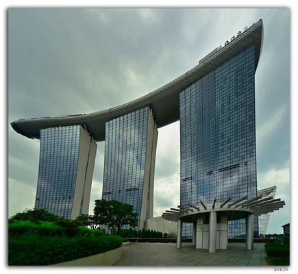 SIN0023.Marina Bay Sands Hotel