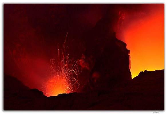 VT0088.Tanna.Volcan Yasur