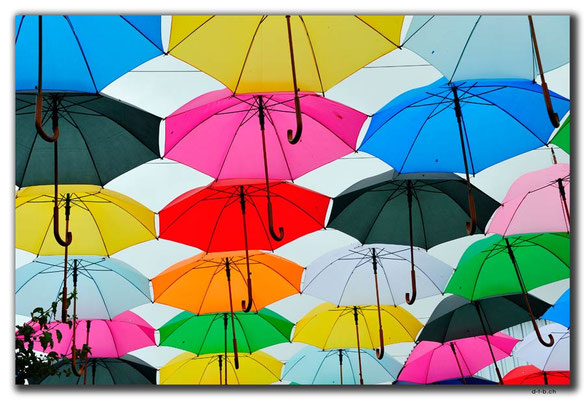 TR0530.Lefkosa.Regenschirme