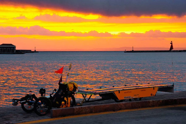 GR: Solatrike in Chios am Hafen