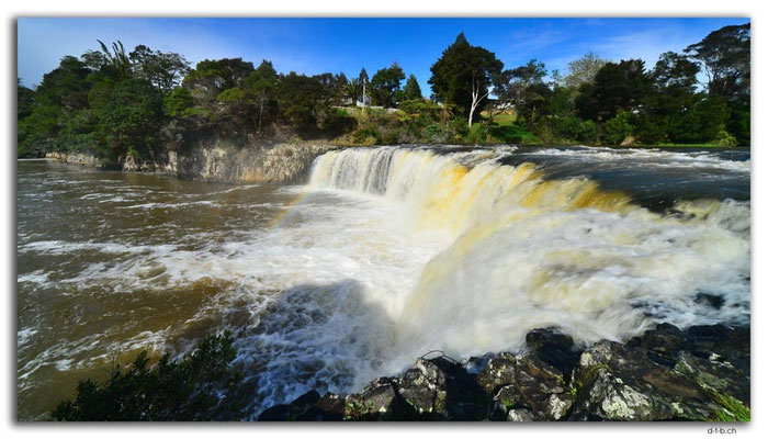NZ0133.Haruru Falls