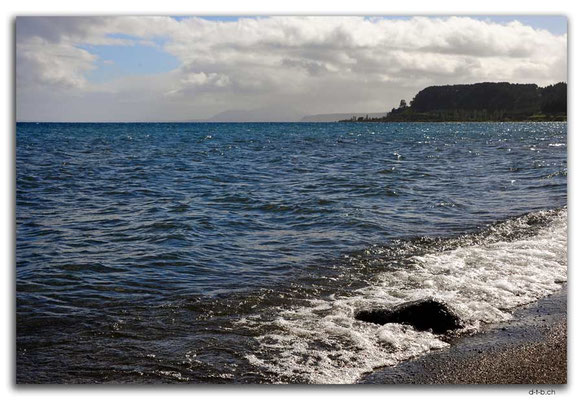 NZ0322.Lake Taupo