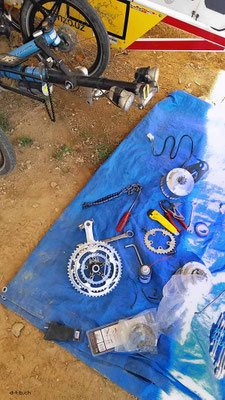 HK: Vordermotor ausgebaut und neues Ritzel eingebaut