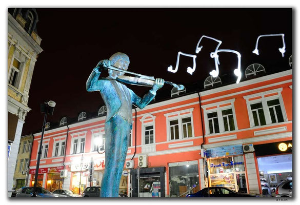 BG0004.Ruse.Geigenspieler