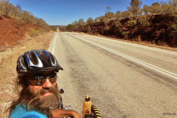 AU: Vor 50km/h downhill