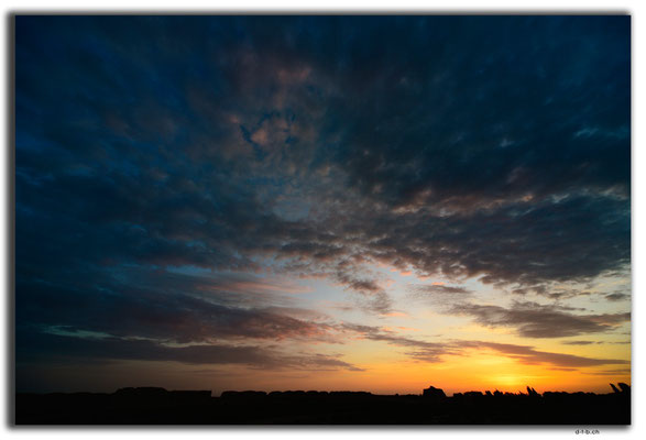 CN0146.Festungsruine.Xitancun.Morgenhimmel