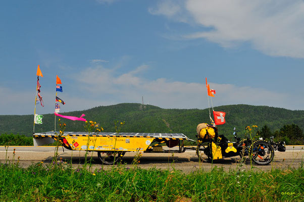 CA. Solatrike and Pic Champlain 333m