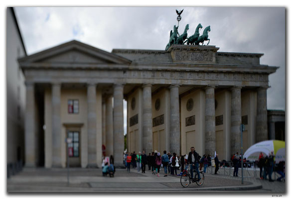 DE254.Berlin.Brandenburger Tor