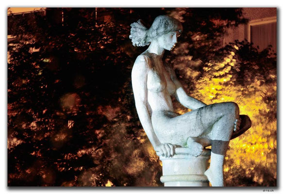 HU062.Makó.Statue