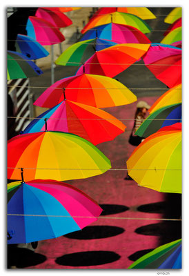 PT0060.Lisboa.Umbrella Street