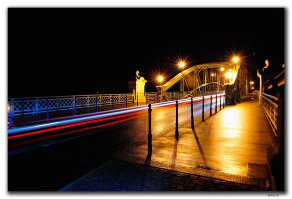 HU005.Esztergom.Brücke